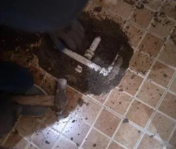 杭州卫生间漏水维修公司为您分享下卫生间渗水如何处理及注意事项